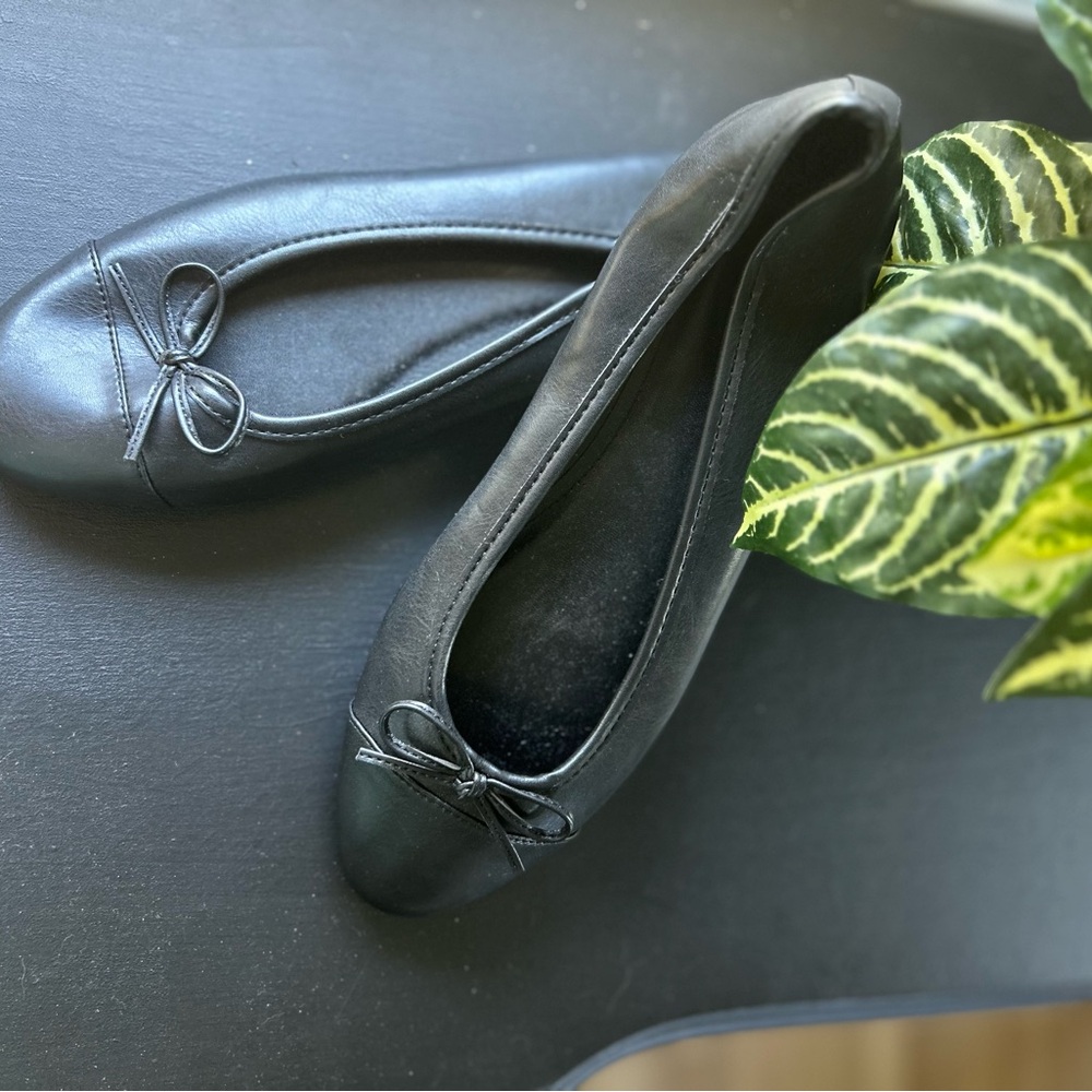 Black H&M Ballerina shoes.